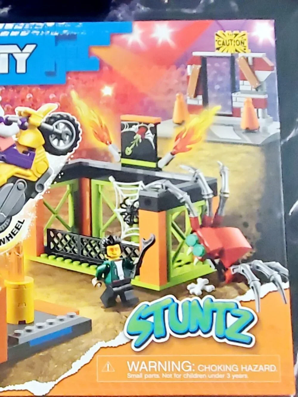 LEGO City Stuntz Stunt Park 170 Pieces #60293  New in Box - Picture 2 of 6
